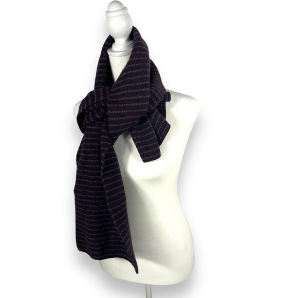 Gap 100% Merino Wool Casual Stripe Unisex Scarf, Eggplant/Grey Stripe, OS - Picture 6 of 12